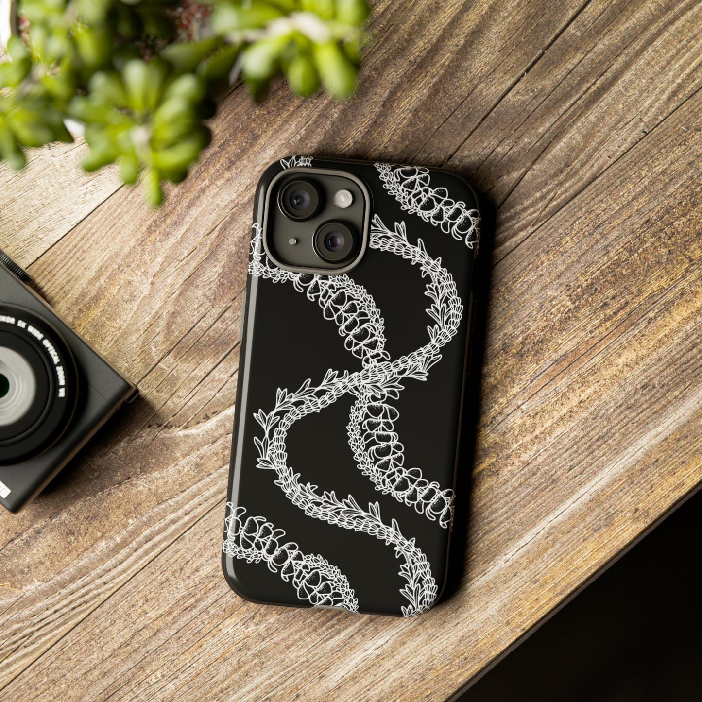 Black Curvy Lei Phone Case
