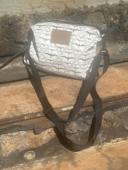 Wailana Crossbody bag