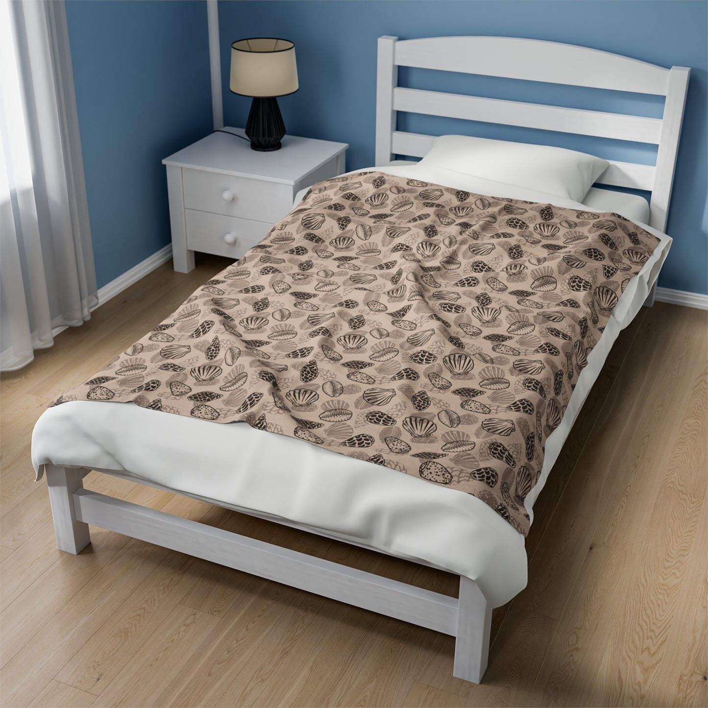 Seashell '24 Light Brown Plush Blanket