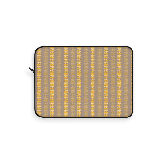 Pua kenikeni Laptop Sleeve