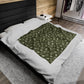 Seashell 24' Green Plush Blanket